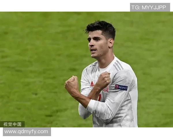 意大利足球明星莫拉塔：从天才少年到成熟前锋的逆袭之路